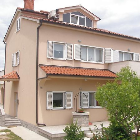 Apartment Veglia Екстериор снимка