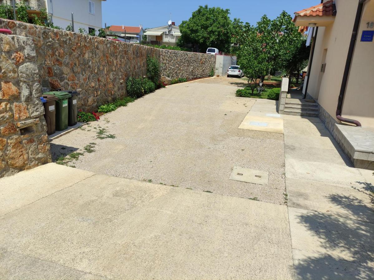 Apartment Veglia Екстериор снимка